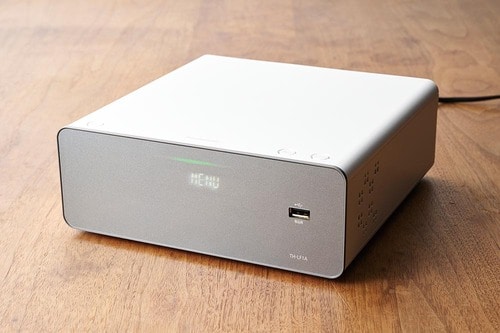 【配線】ゲーム機やBDプレーヤーを使うとスッキリ感が損なわれる ウォールフィットテレビおすすめ イメージ