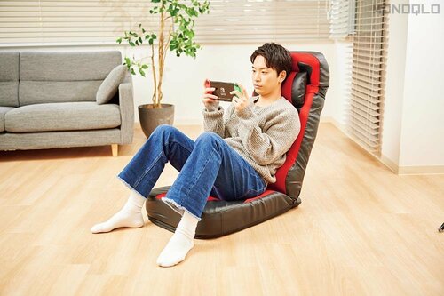 椅子よりも床に座ってゲームを快適に楽しみたい! タンスのゲン「スーパーハイバックゲーミング座椅子」おすすめ イメージ