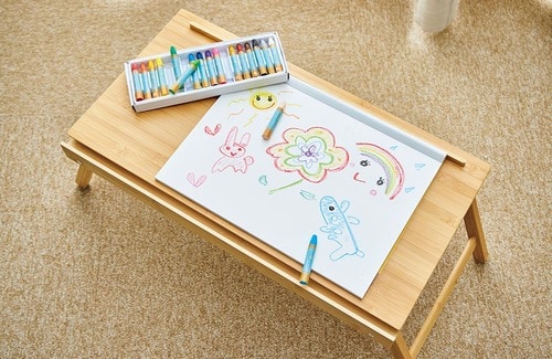 丈夫で水に強い！子供のお絵描き台にぴったり イメージ