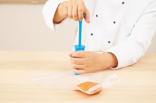手動だから液漏れしても壊れないし水洗いできる! イメージ