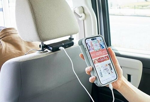 後部座席で快適に充電! 車内用充電グッズおすすめ イメージ