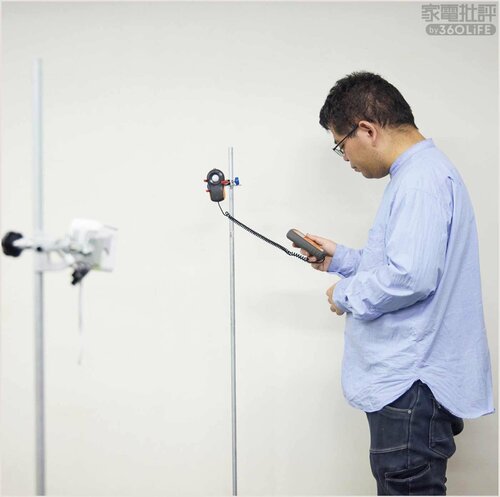 テスト4:照度(10点) 防災ラジオおすすめ イメージ