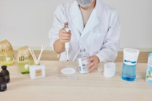 テスト2:香りのマスキング力(直後/1時間後、各5点満点) 部屋用芳香剤おすすめ イメージ