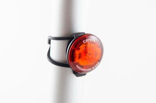 14位: キャットアイ「セーフティライト L-WA10 WEARABLE mini CALRWRM」 自転車用テールライトおすすめ イメージ