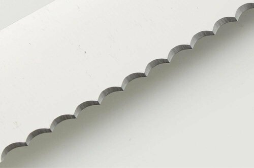 シンプルなデザインの無印良品「パン切りナイフ」