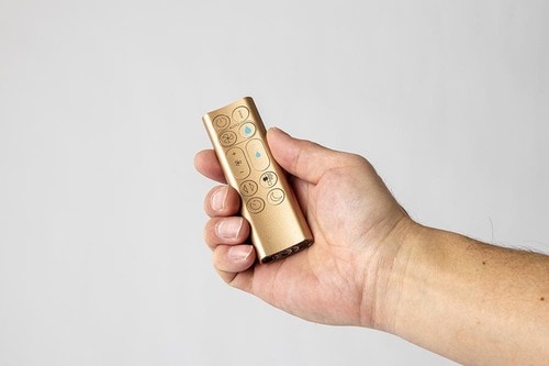 本体に操作パネルはなく、リモコンかスマホで操作 イメージ