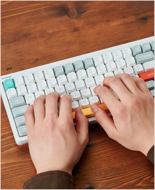 【打鍵感】かわいらしい音の理由は独自スイッチ 高級キーボードおすすめ イメージ