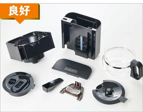 お手入れはやや手間ですがスリムで設置はしやすい! 全自動コーヒーメーカーおすすめ イメージ2