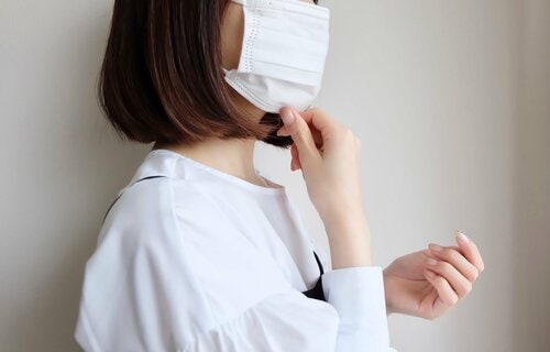 マスク生活で“引きすぎメイク”になってない?