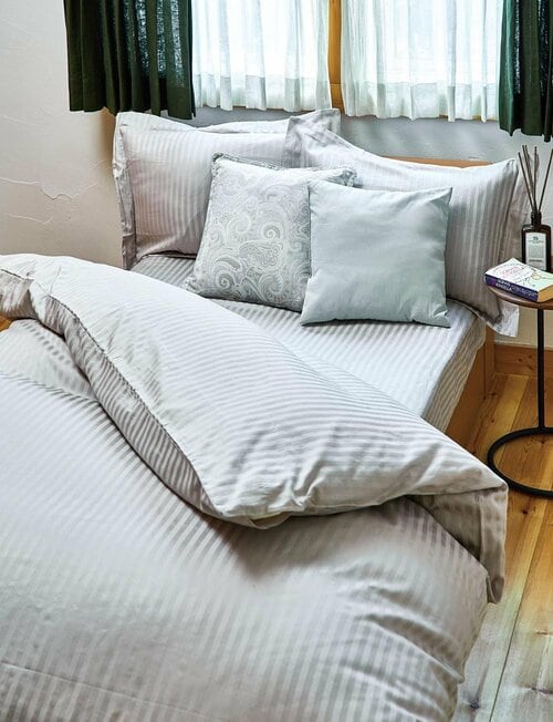 1万円に届かないのに高見え!その秘密は織りの密度にアリ ニトリの便利グッズおすすめ イメージ