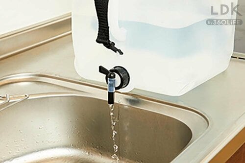 ウォータータンクおすすめ ダイソー 折りたたみウォータータンク20L イメージ2