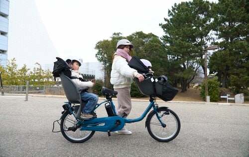 押し歩き時もアシストしてくれる パナソニック「ギュット・クルーム・EX」おすすめ イメージ