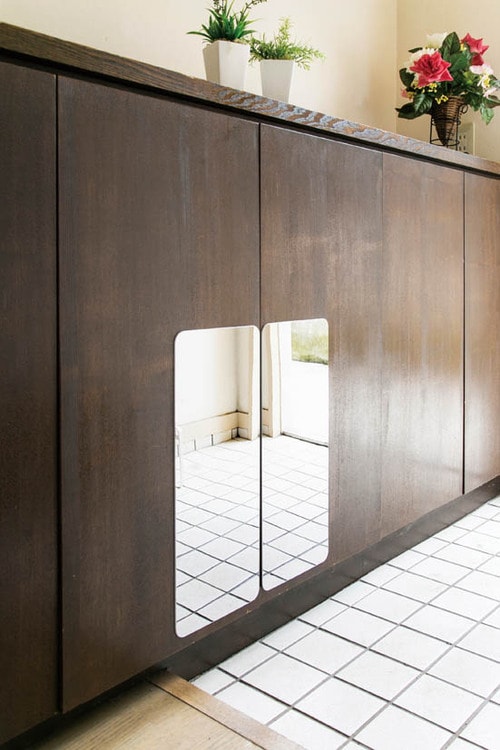 足元チェックに地味に便利ミラーは複数使いが正解 イメージ