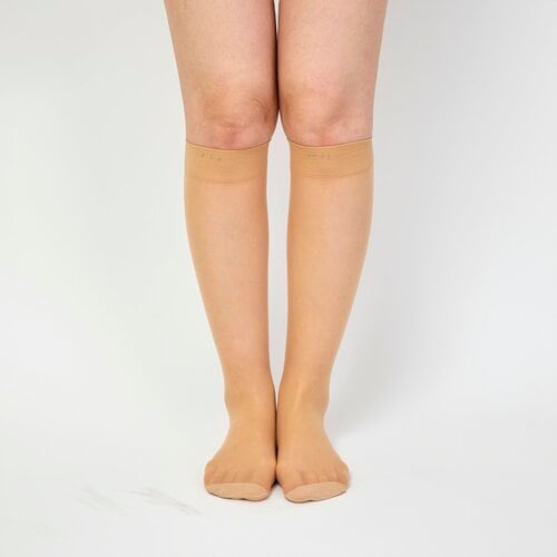 膝下丈ストッキングおすすめ トップバリュ 伝線しにくい足底綿着用圧ひざ下ストッキング2足組 レディス イメージ2