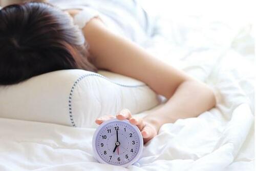 【ギモン4】目覚ましを買うならどんな機能があるといい？ イメージ