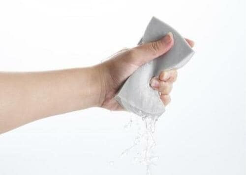 ニトリの「「フライパン」「スポンジ」「木製トレー」を検証！ イメージ