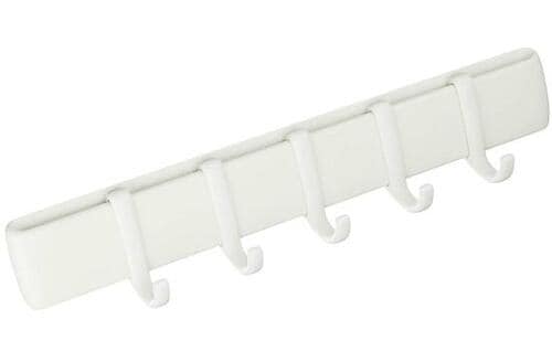 掛けやすさなら“マーナ”フックが動くんです！ イメージ