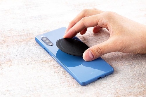 粘着力:接着面は広いのに粘着力が弱い マグネット式スマホリングおすすめ イメージ