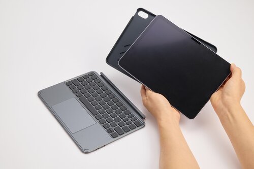 キーが打ちやすくタッチパッドも広め！ iPad用キーボードケースおすすめ イメージ10