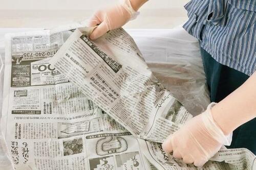 生ゴミは新聞紙でくるんで臭気をカット！ イメージ