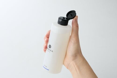 片手でパパッと手軽に使える バスオイルおすすめ イメージ