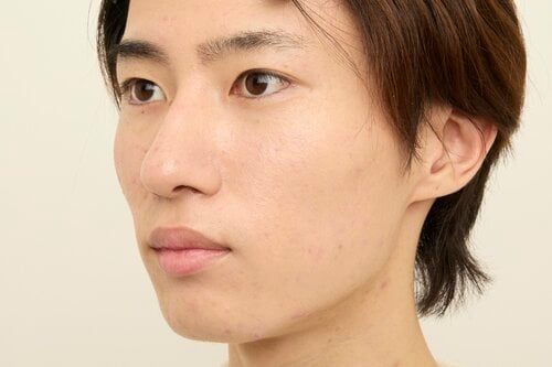 白っぽいBBクリームはどんな人におすすめ? メンズBBクリームおすすめ イメージ