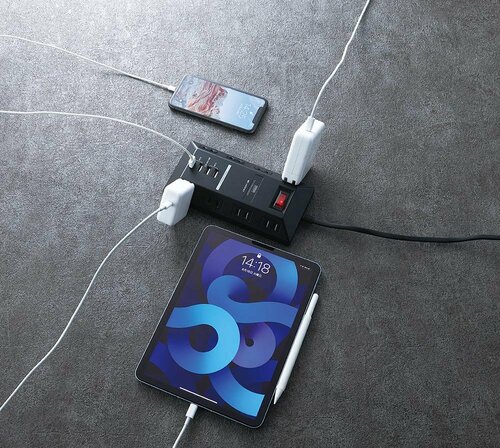 サンワサプライ「USB充電ポート付きタップ TAP-B109U-3BK」 イメージ
