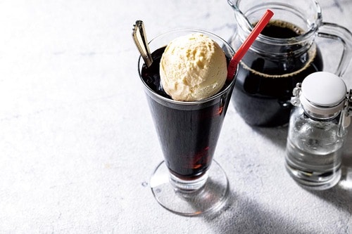 アレンジも自在の懐の深さ! ドトールコーヒー「アイスコーヒー(無糖)」 イメージ4