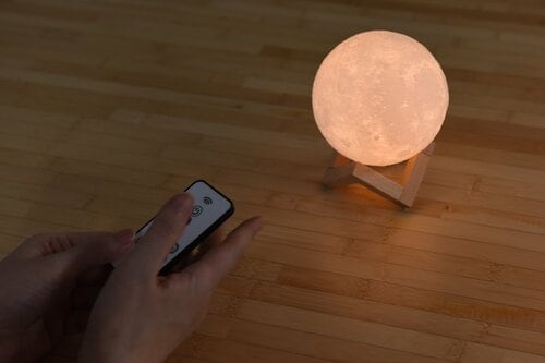 寝室用なら小型の拡散照明もアリ！ イメージ