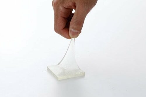 粘着力が段違い！ 震度7でも微動だにしないマットマン7+ イメージ2