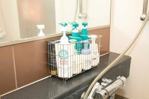 ボトル類はラックで持ち運べる収納に！ イメージ