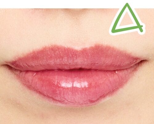 メリハリ×大人っぽ顔：△ 青みピンクリップおすすめ イメージ