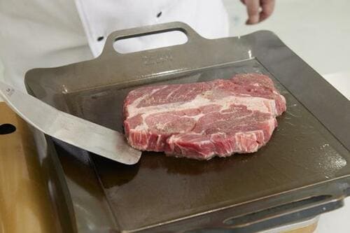 ステーキがおいしく焼ける！極厚鉄板3製品を徹底検証 イメージ