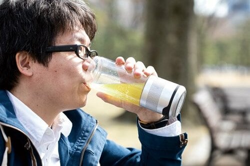 アウトドアの必須アイテムが1つに集約された「5徳ボトル」