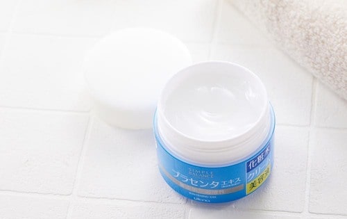 シンプルで使いやすいウテナ「シンプルバランス 薬用美白ジェル」 オールインワンジェルおすすめ イメージ