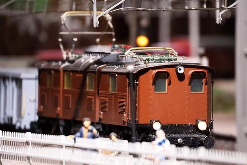 鉄道模型の撮影も余裕でできる! 初心者用のミラーレスカメラおすすめ イメージ