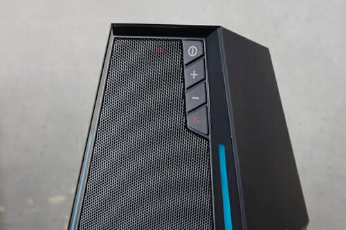 【使い勝手ポイント2】スピーカー操作部を前面に配置 イメージ