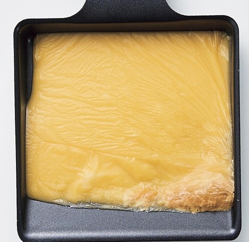 溶かすと薄く膜ができる ラクレットチーズおすすめ イメージ