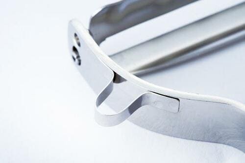 軽く当てるだけで 抵抗感なく向ける貝印 イメージ9