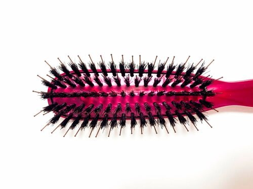 ピンの密度がちょっと物足りない ヘアブラシおすすめ イメージ