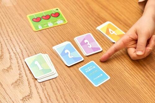 価値観のズレも楽しむ カードゲームおすすめ イメージ