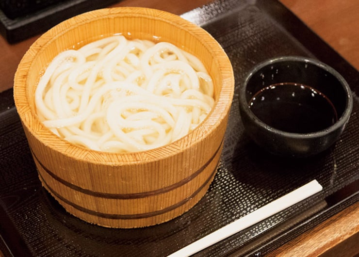 「1日は丸亀製麺が半額！」外食チェーンのお得デー、まだまだあるってご存知ですか？