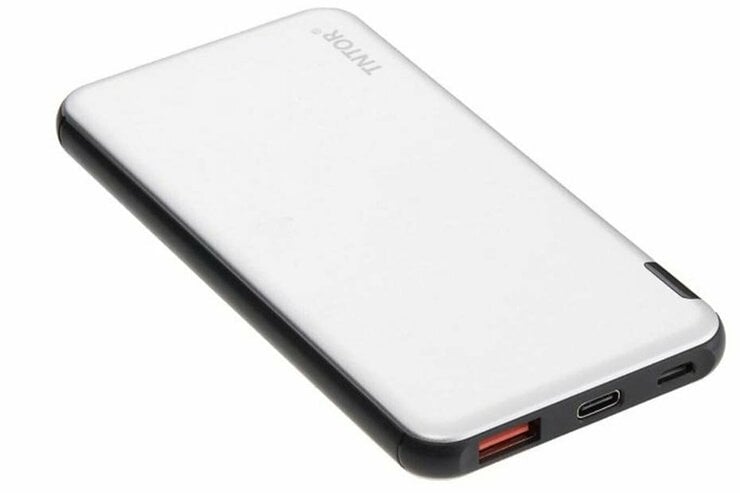 iPad miniを充電できて薄型軽量！ おすすめ10000mAhモバイルバッテリー｜『家電批評』が紹介