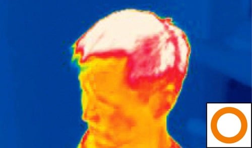 【遮熱性の高さ】顔もやや熱くなっている サウナハットおすすめ イメージ