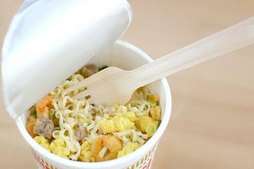 MCTオイルとMCTパウダーの取り扱いにおける注意点 MCTオイルおすすめ イメージ