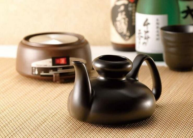 「日本酒」「ワイン」自宅で楽しむならコレ便利！｜キッチン家電オールスター