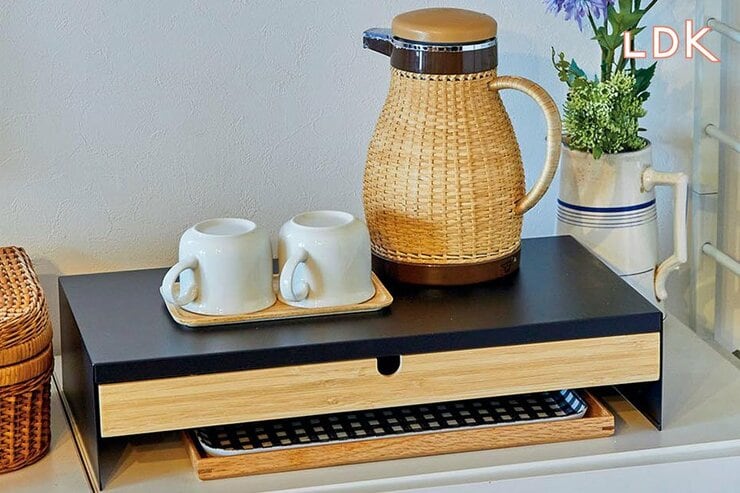 まさかのモニター台！IKEAで“お茶セットがシンデレラフィットする収納”を発見【LDK】