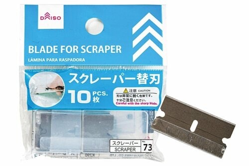 頑固サビ・汚れも110円で難なく落ちる ダイソー「スクレーパー No.107」 イメージ3