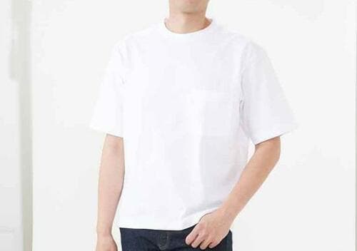 1枚で今っぽく決まるオーバーサイズTシャツ