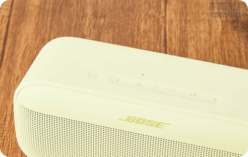 操作しやすいボタン配置 Bluetoothスピーカーの実機検証（hands-on review）の写真おすすめ イメージ